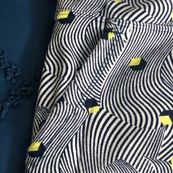 N*VO Golf Skort, Navy Blue & Yellow, Size M - Picture 3 of 10